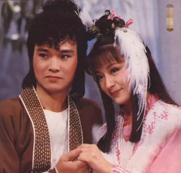 不老女神潘迎紫的容貌变化（你可能是通过这些作品）(3)