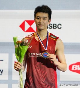 ​美国赛李诗沣横扫昆拉武特称王，谭宁刘圣书女双封后，高昉洁亚军
