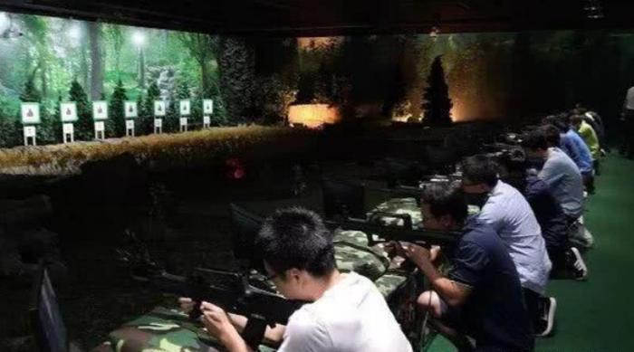 中国有很多真枪射击馆,谁都可以去,但必须满足2个条件!